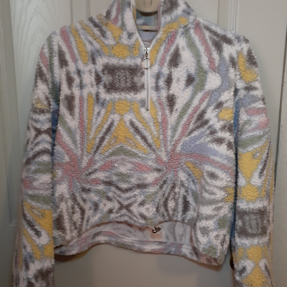 Warm & Cozy, Fuzzy Cropped Sweater, Large, Multicolor